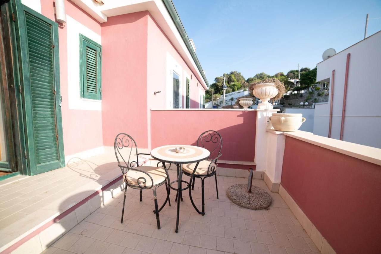 Hotel Villa A Mare 罗迪-加尔加尼科 外观 照片